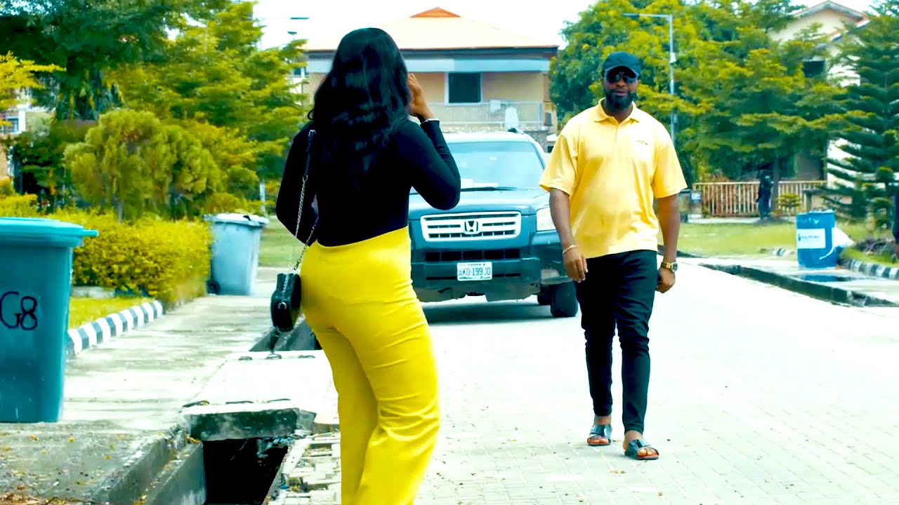 He Disguised Himself As A Poor Driver Just To Know If She Would Agree To Be His Girlfriend