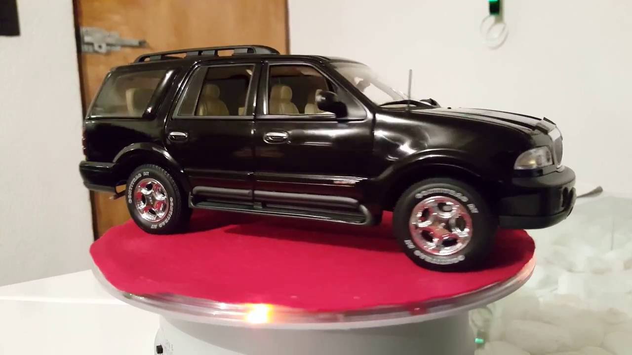 Lincoln navigator 1 18
