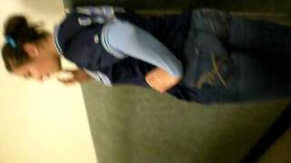 Hannah Sings On The Toilet