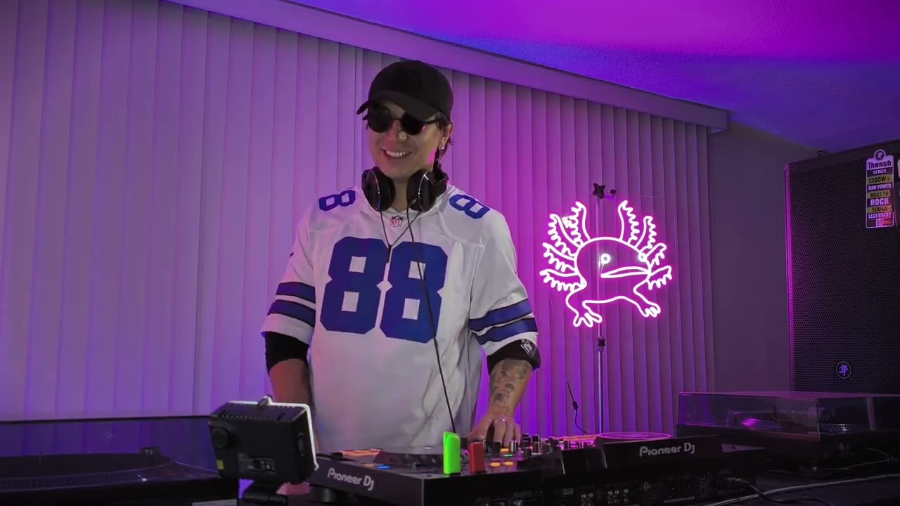 Axolotl Studio - Suga Wara