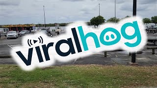 Driver Moves Car That Had Blocked Him In || ViralHog