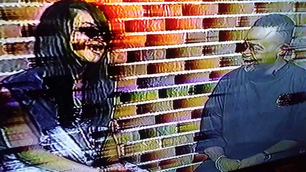 Rare footage of Aaliyah speaking on her and R.Kelly Relationship - YouTube