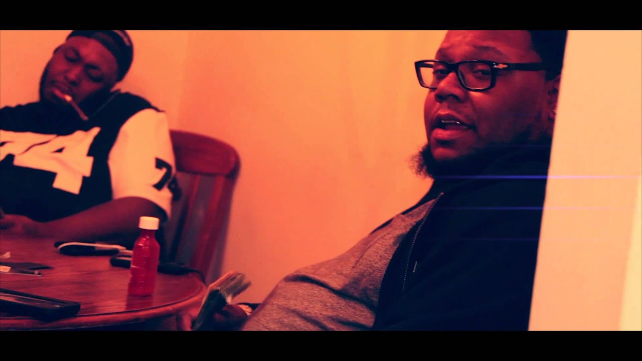 Junnie Mac & Noon Da Goon "Make A Play" (Official Trailer) (HD) (2015) Filmed By @THISISGRAPHIK