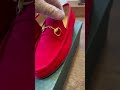 グッチの赤いスエードローファーが美しい グッチの赤いスエードローファーが美しい