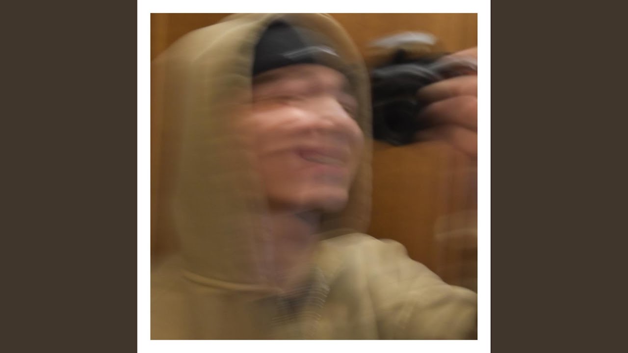 Guarda CALLMEE su YouTube Guarda CALLMEE su YouTube