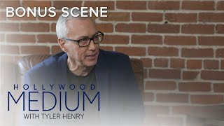 Tyler Henry Discusses Abilities With Dr. Drew Pinsky | Hollywood Medium Bonus Scene | E!