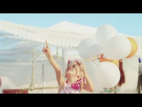 مشاهد للمونتاج فتاة صغيرة بالونات الفرح السعادة النجاح HD