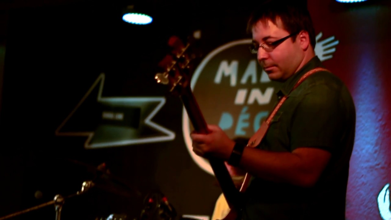 Snail Line - Minden más