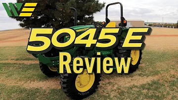 Kolik koní má traktor John Deere 5045e?