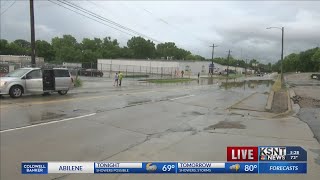 Flooding reported around Topeka