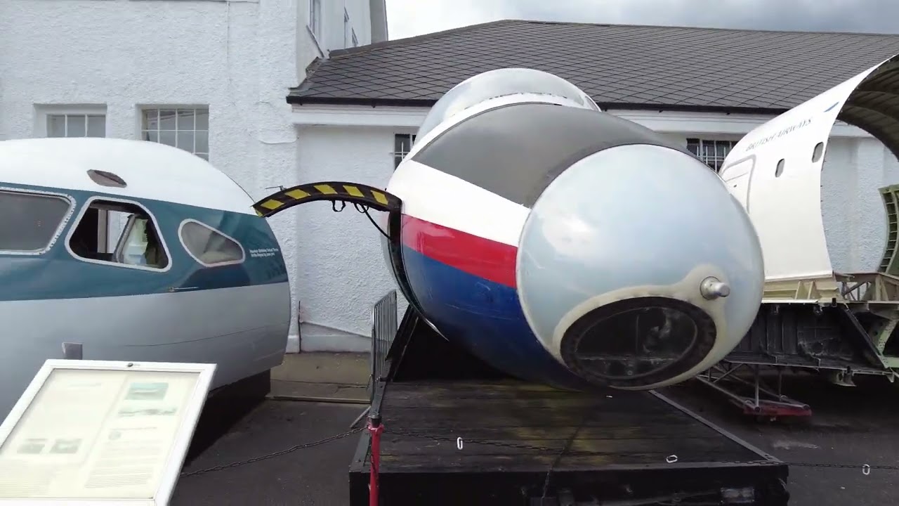 Outside Exhibits at the FAST Museum in Farnborough (in 4k)