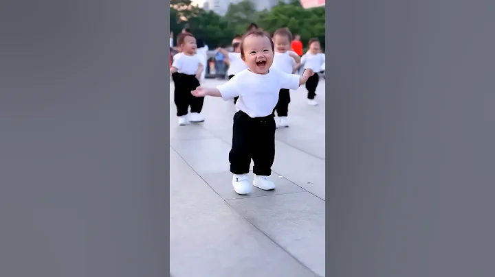 Cute Baby #funnyshorts #funny #trendingshorts #mostpopular #ai #funnyvideo #sofunnyshort #babyshort