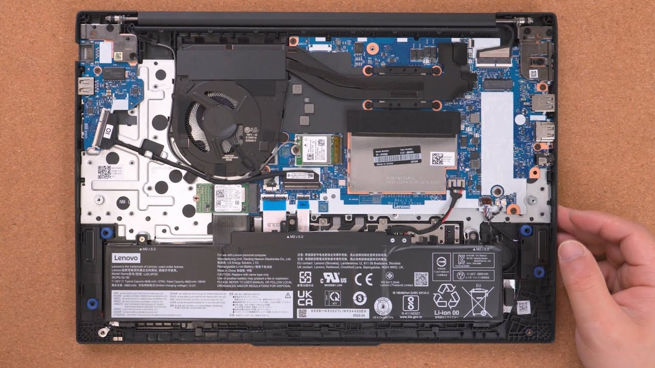 画面割れ]ThinkPad E16 Gen1 AMD (21JT004DJP) Lenovo ThinkPad E16