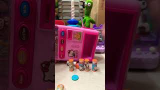 😍THE MOST SATISFYING TO REFILL AND INSERT COINS IN THE VENDING MACHINE 😍 #asmr #viral #trending