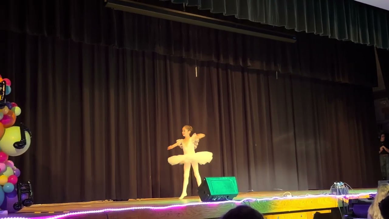 Avery’s variety show 