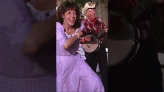 Celebrity Big Business (1988) #bigbusiness #bettemidler #lilytomlin #80smovies #yodel #grindrsound Profile