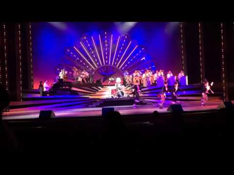 Amazing drumming and tap dancing Mickey Mouse (DisneySea 15th anniversary Big Band Beat)