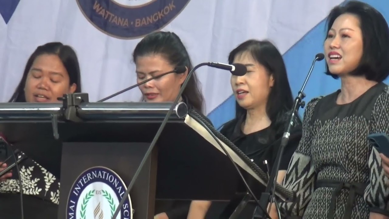 Thai Song by Ekamai Thai School Teachers