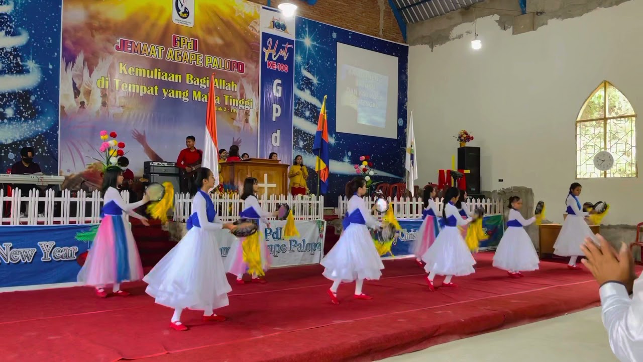 TAMBOURINE DANCE “TUHAN yang Benar”