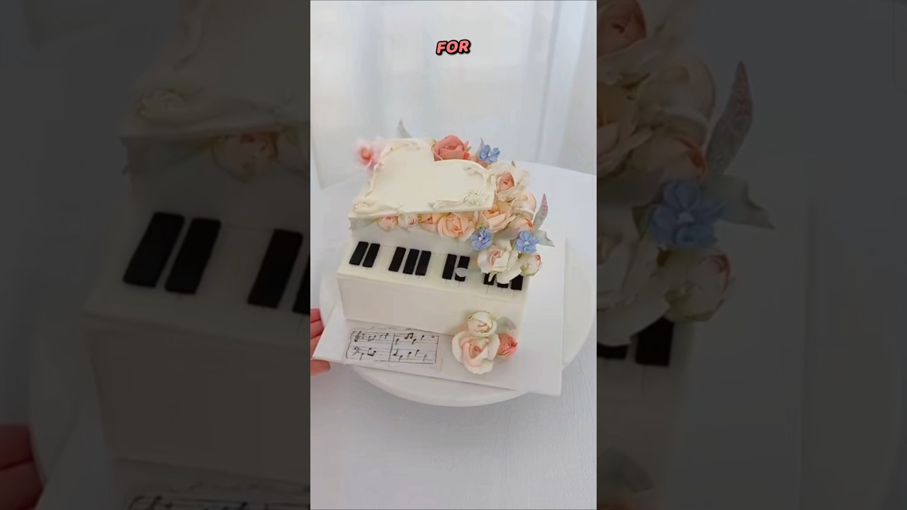 Торт в виде пианино 