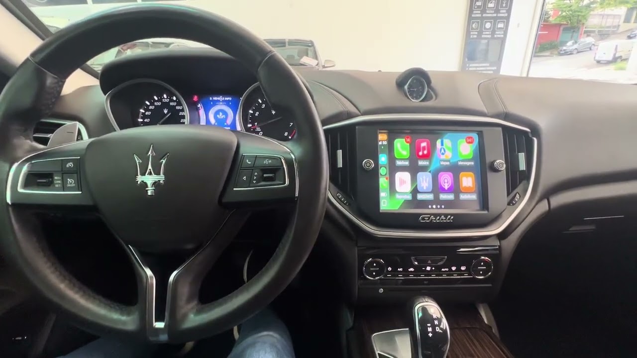 Maserati GHIbli 2014 - Instalação Apple CarPlay - ArtsomAuto