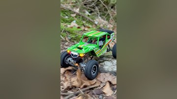 Doorok microcrawler - Orlandoo Hunter - 1:32 scale rock crawler. Upgraded and powered by Brushless