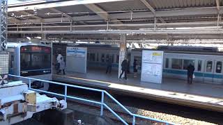 相鉄海老名駅から見た小田急海老名駅を発着する列車