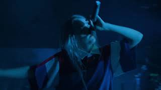 Billie Eilish-Bored -Documentary-2018(Live) Resimi