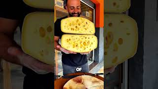 Download Lagu De gigantische kaas met perfecte gaten MP3