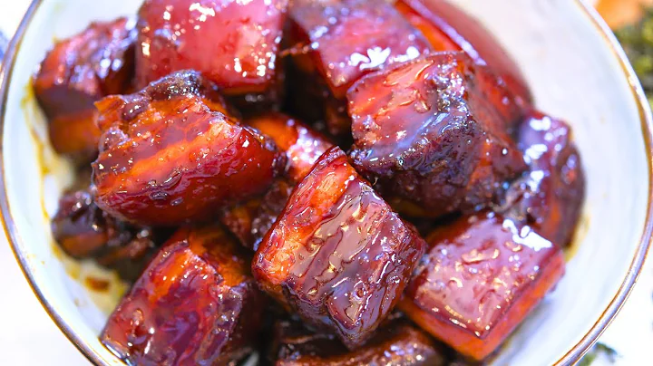 Melt-in-Your-Mouth Chinese Braised Pork Belly with Tea Brine (茶香南乳红烧肉)