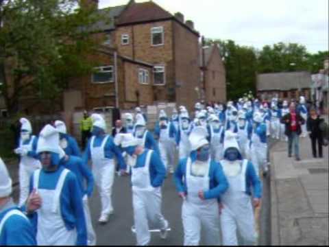 Hartlepool United Smurfs arriving at The Valley - YouTube