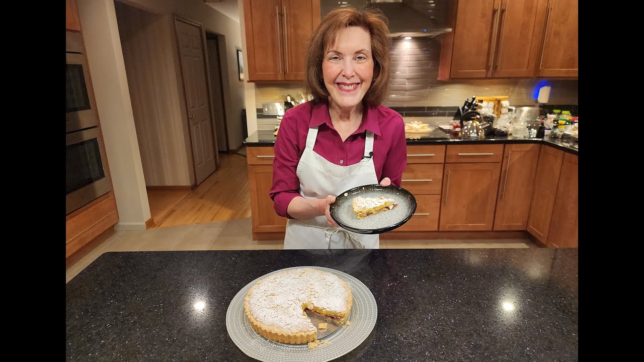 Пирог с малиновым миндалем и франжипаном от шеф-повара Гейл Сокол