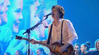 Video thumbnail of "Paul McCartney Wonderful Christmastime Live at Liverpool Echo Arena 20th December 2011"