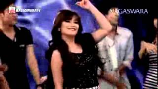 Download Lagu Devy Berlian   Tanpa Kekasih   Official Music Video   Nagaswara MP3