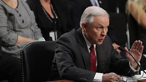 Wyden, Sessions in Heated Debate Over 'Stonewalling'