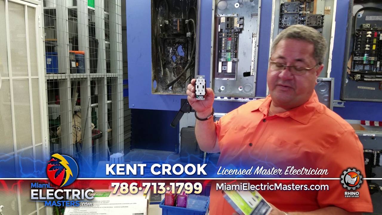 Installing USB Outlets in Wall | Miami Electrician | Miami Electric Masters