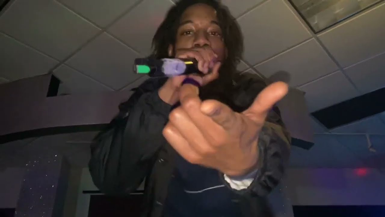 CLUTCH.3D // MIC CHECK !! 