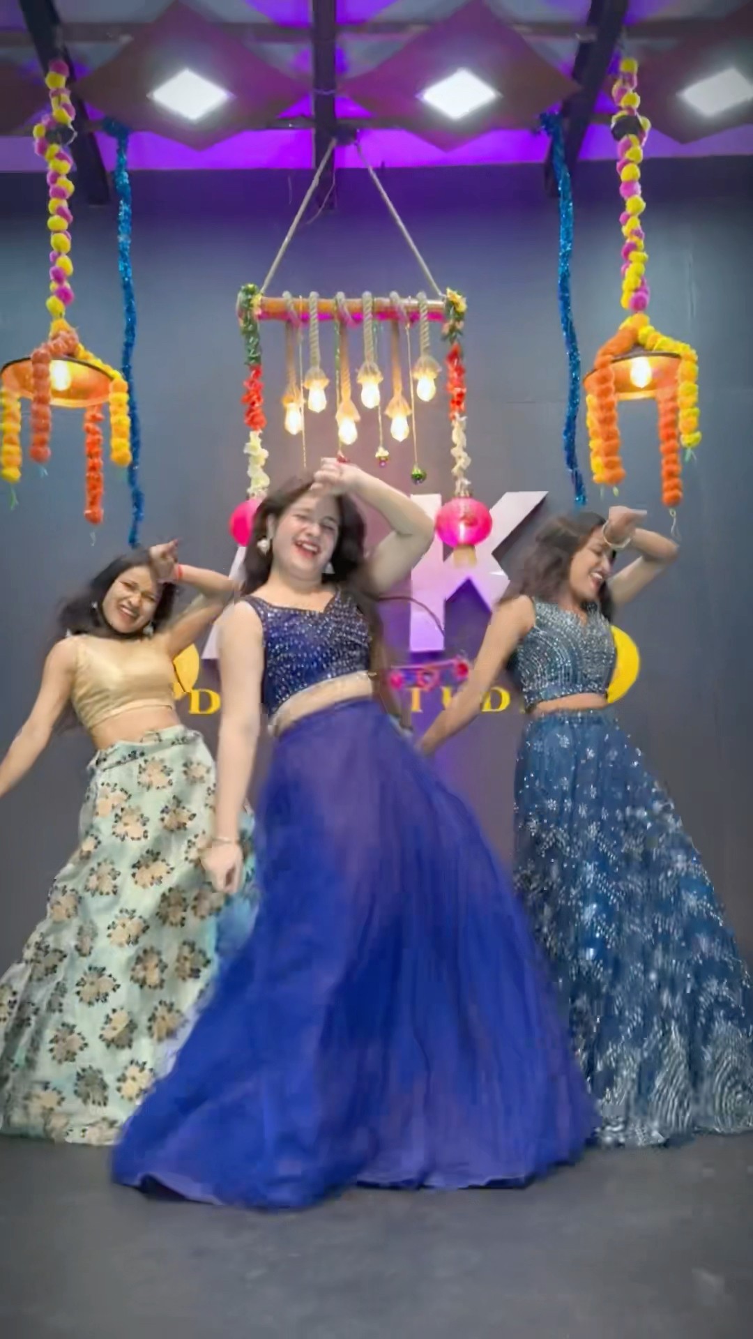 Tag your sajna?? #ytshorts #diwali #youtube #vibes #trending #viralvideo #upneetkaur