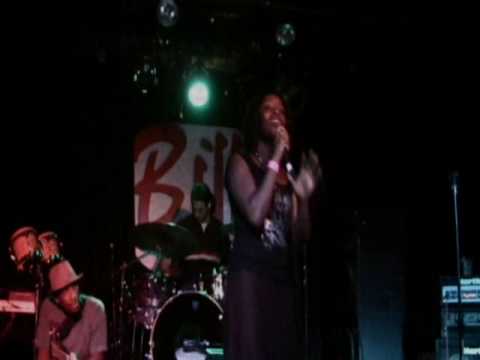 Iyeoka - Blink of an Eye