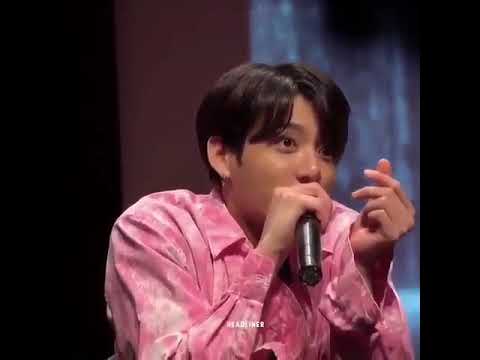 Fans calls Jungkook oppa and he shows a heart - YouTube