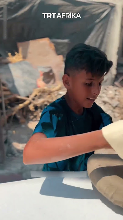 Palestinian Child Recites Quran As He Works #news #palestine #fyp
