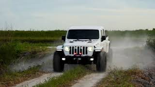 Recon Gladiator Hellcat Getting Dirty