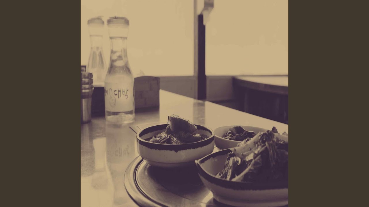 Modern Ambience for Brunch