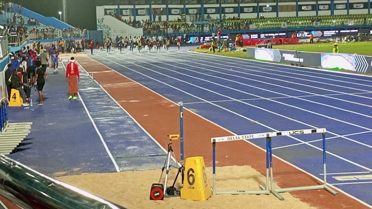 Akintan Sunday win di semi-finsl 1 for di 100m mem wit 10.36s  