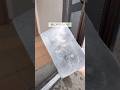 簡単すぎる！網戸・窓そうじ