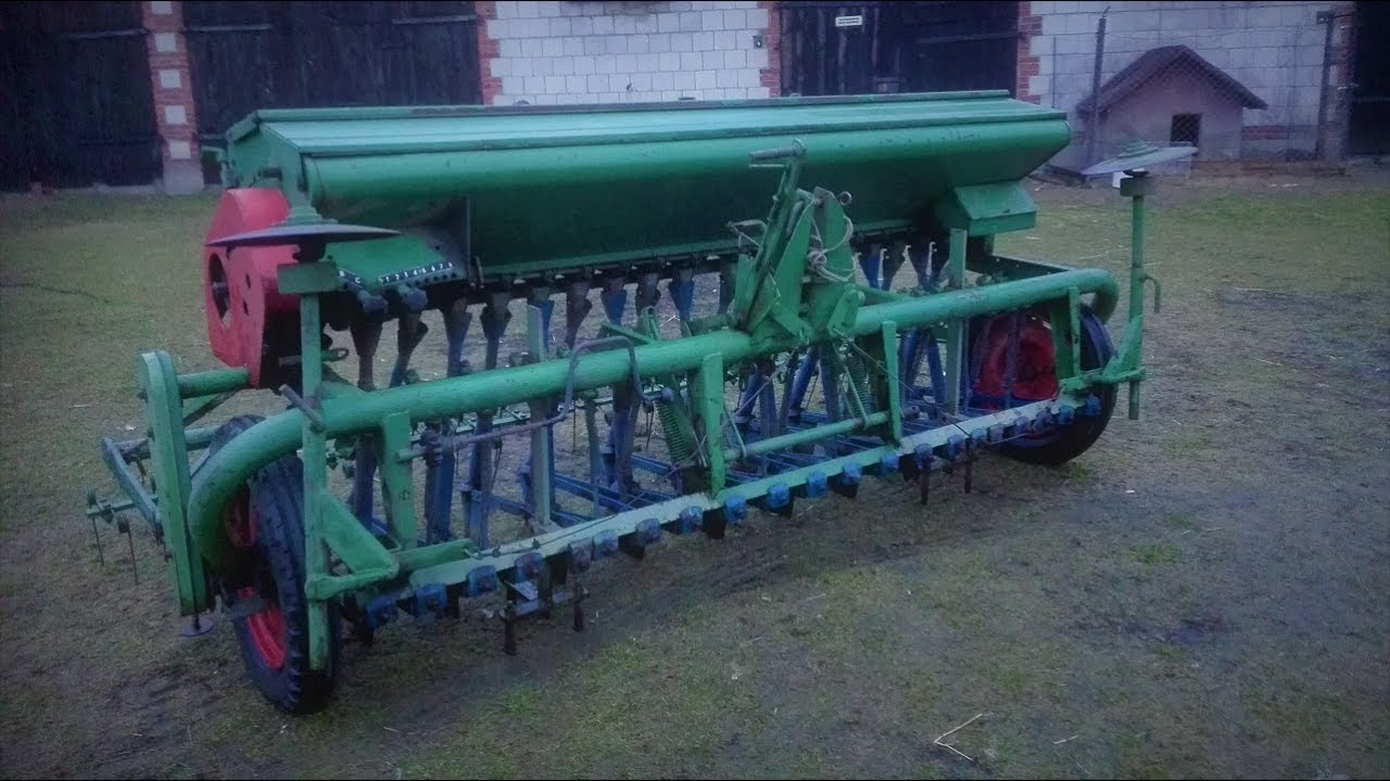 Nowy Nabytek 18 Czyli Siewnik Zbozowy Hassia Ursomix4011 Youtube
