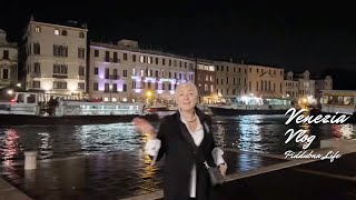 ❣️Venezia🎭Дожди💦Ночные огни и…жизнь бурлит,не взирая на погоду👍