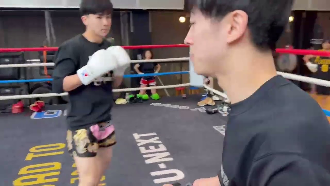 【ムエタイ】今日は久しぶりに名高チャンピオンにミットを持っていただきました！