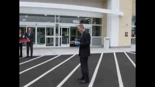 Kohl's Holds Grand Opening Celebration.