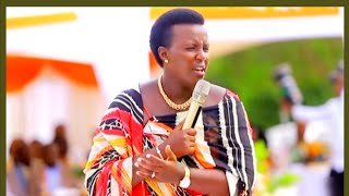 Annah Muriisaokuhingira Dinah....